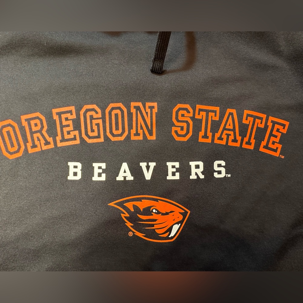 Men’s XL Oregon State University pullover hoodie in black w/2front pockets. - Picture 3 of 4